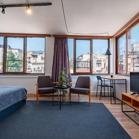Apartmanhotel Pesa 4*