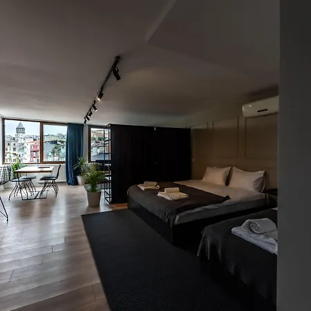 Pesa Apartmanhotel 4*