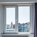 Pesa Aparthotel 4*