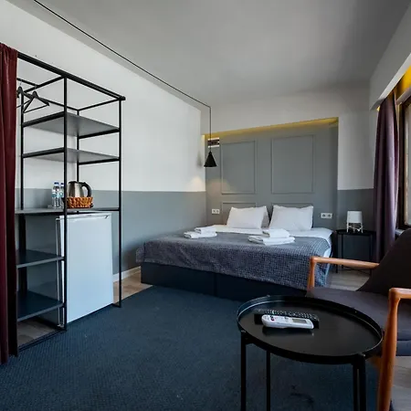 Pesa 4* イスタンブール