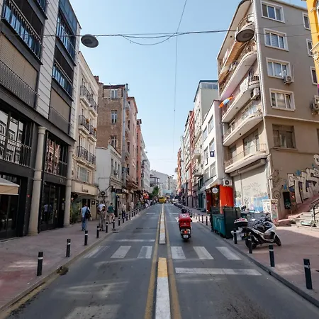 Pesa Lägenhetshotell 4*